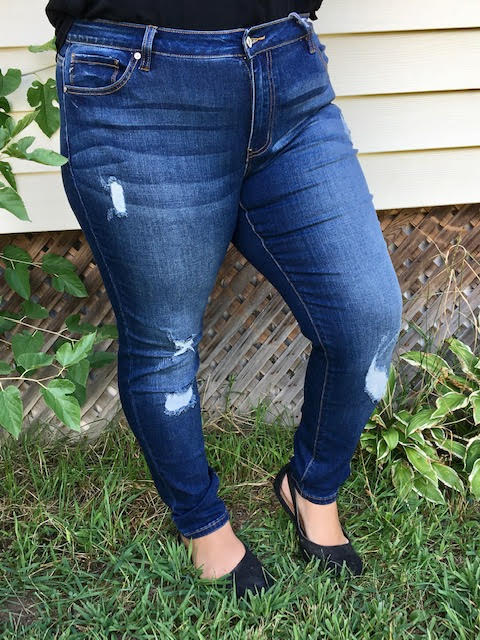 KanCan Distressed Jeans